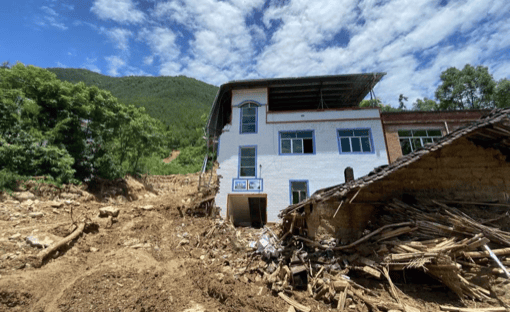 中国地质大学（武汉）研究人员揭示了2023年7月4日中国万州极端降雨事件引发的山体滑坡机制